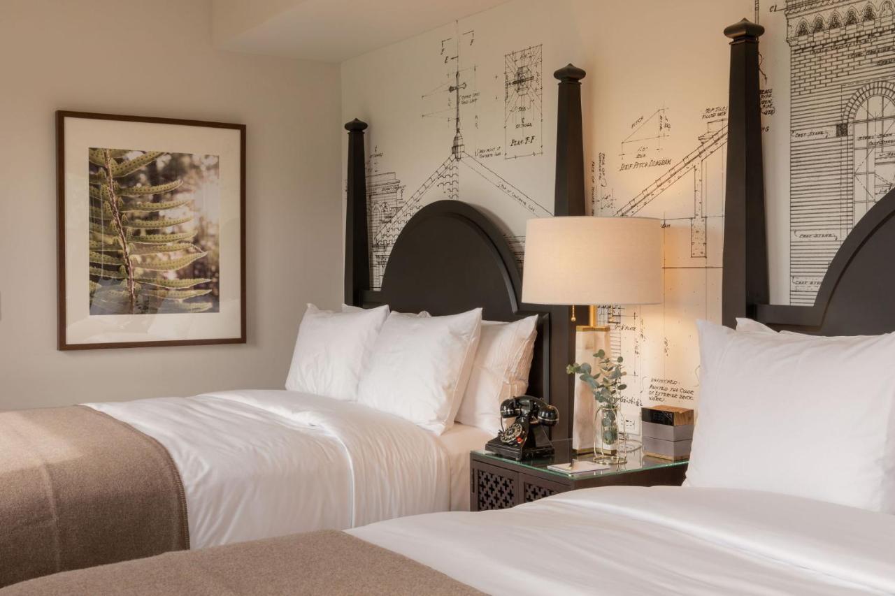 The Lodge At St Edward Park Kenmore Bagian luar foto