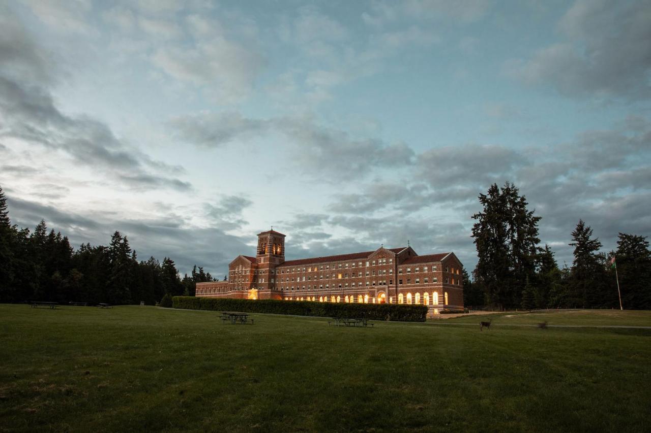 The Lodge At St Edward Park Kenmore Bagian luar foto